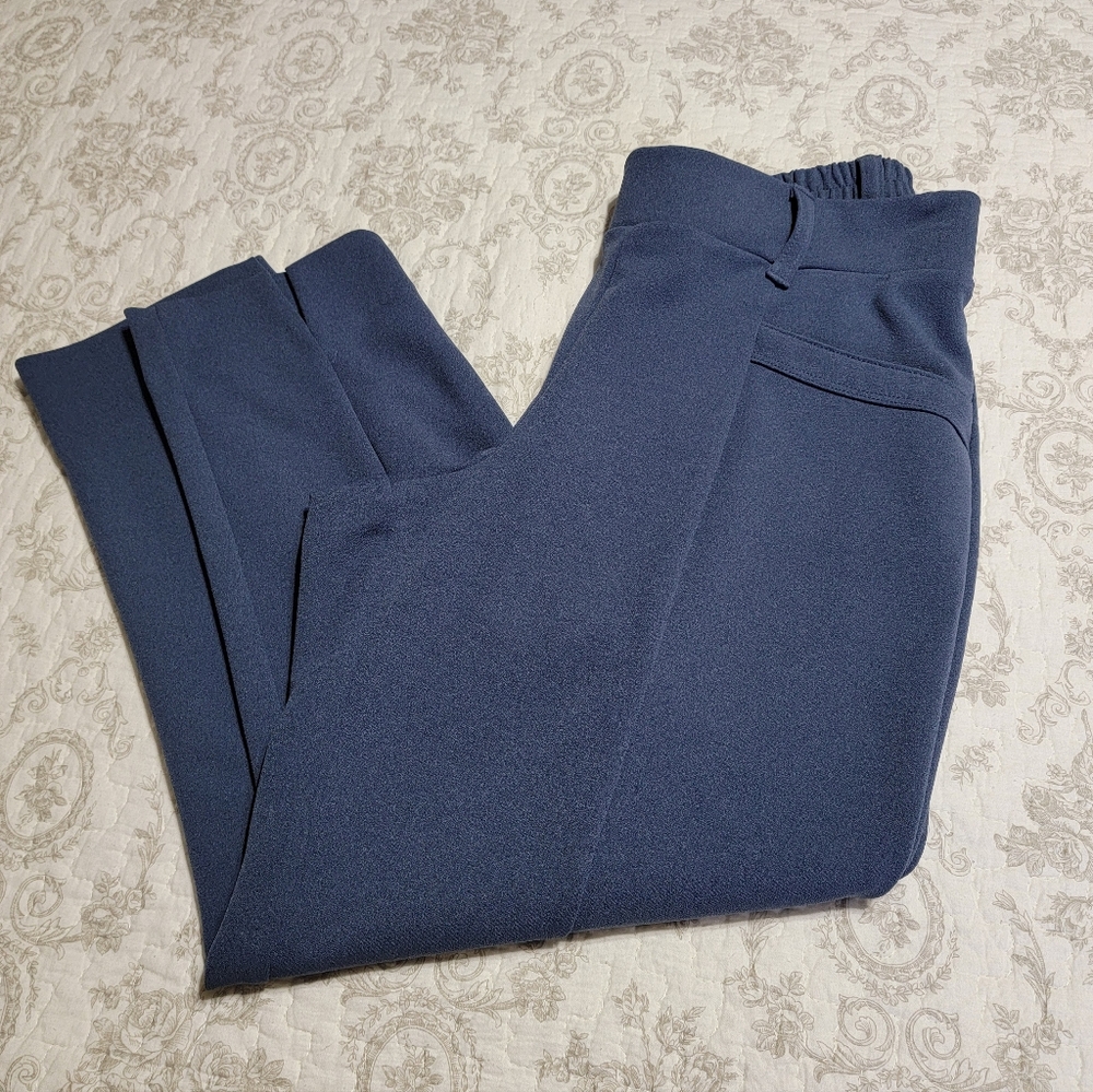 Maurice's Pull On Flat Front Crop Dress Pant Size Medium